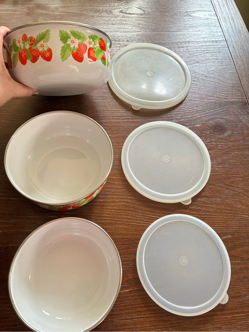 Strawberry Kobe Cottagecore Storage nesting Bowls with Lids - Set of 3